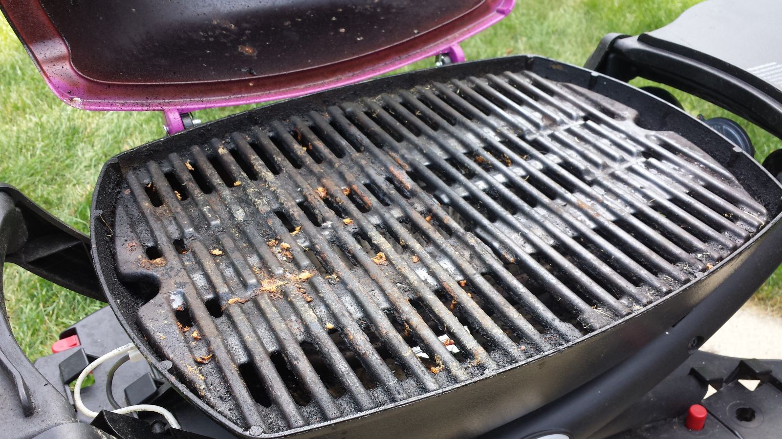 When Is The Best Time To Clean Your Grates? Burning